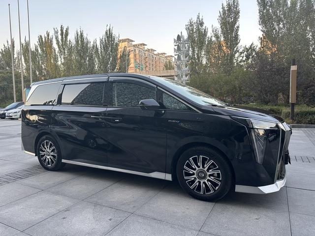 GAC Trumpchi E9 PHEV