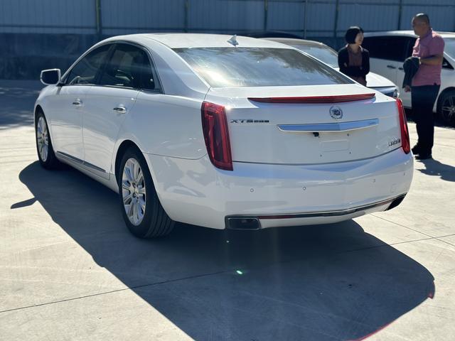 Cadillac XTS