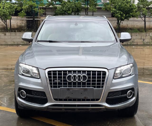 Audi Q5 (imported)