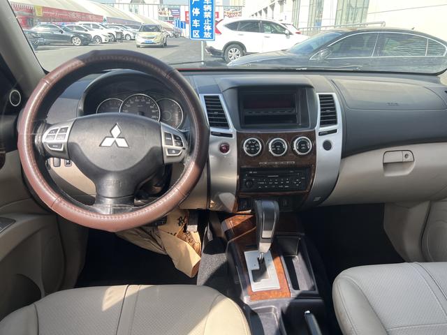 Mitsubishi Pajero Jinchang