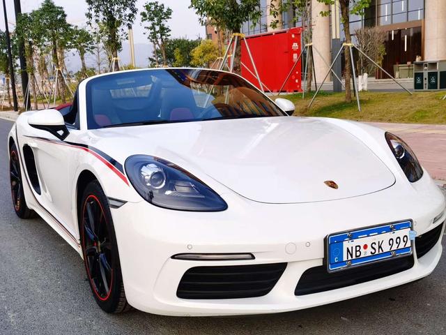 Porsche 718