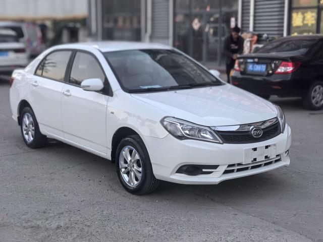 BYD F3