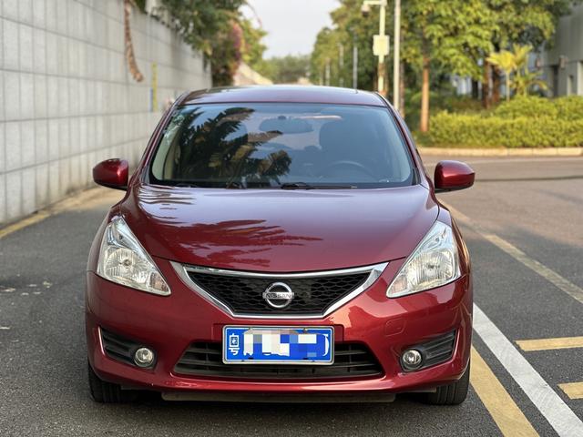 Nissan Tiida