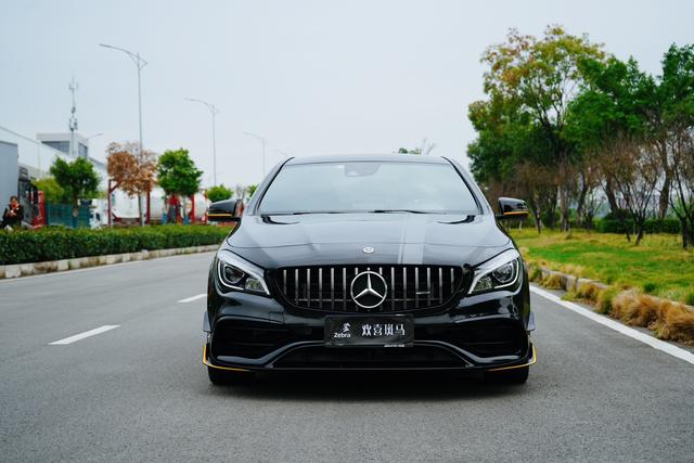 Mercedes-Benz Mercedes CLA AMG