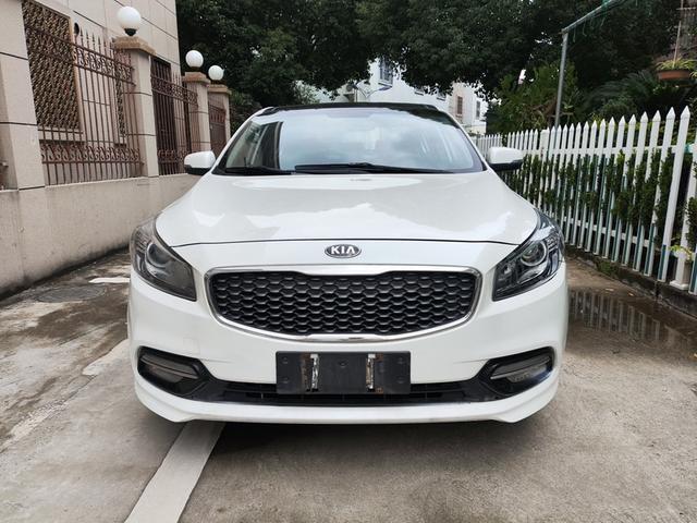 Kia K4