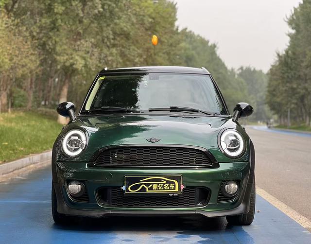 MINI CLUBMAN