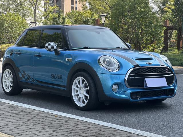 MINI MINI