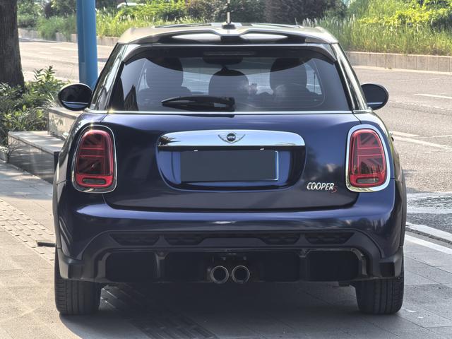 MINI MINI