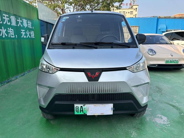 Wuling EV50