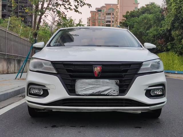 Roewe i5