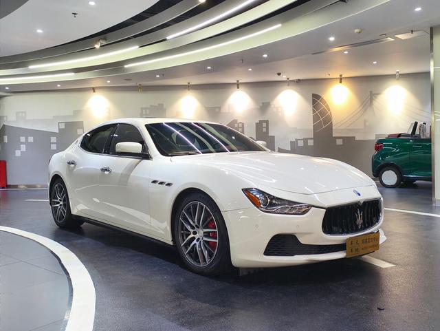 Maserati Ghibli