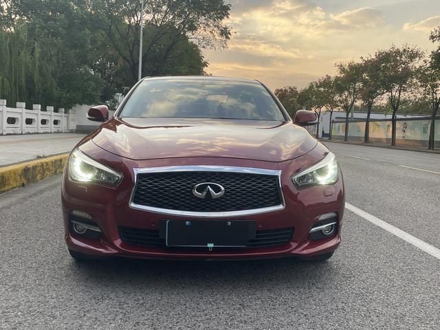 Infiniti Q50