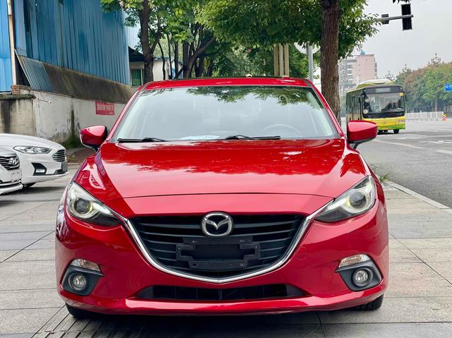 Mazda 3 Angkesela