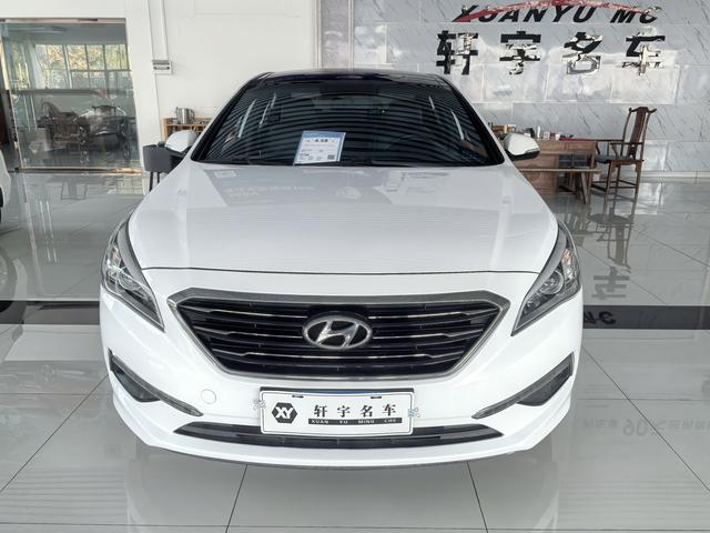 Hyundai Sonata nine