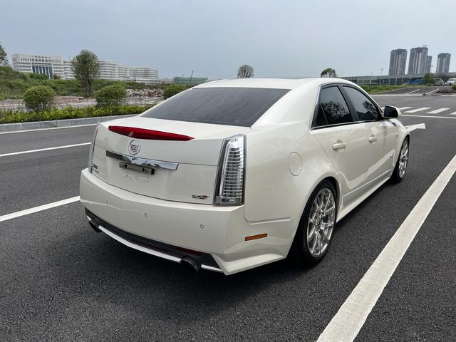 Cadillac CTS (imported)