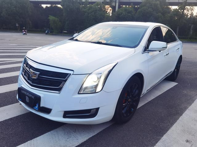 Cadillac XTS