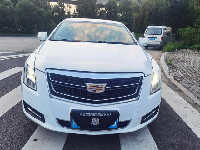 Cadillac XTS