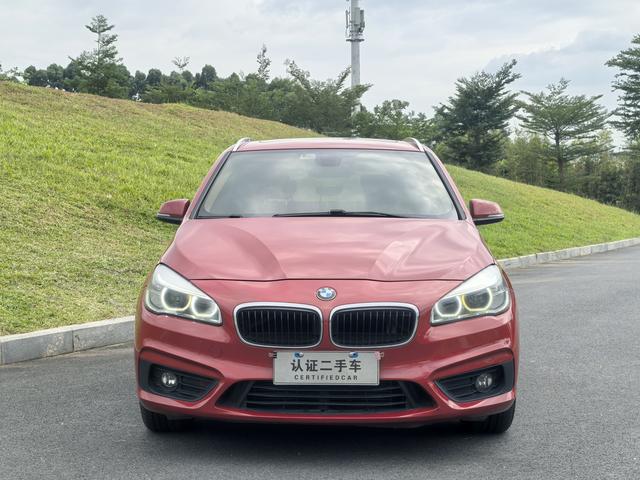 BMW 2 series station wagon