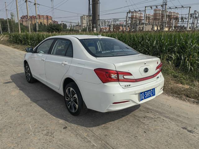 BYD QinEV