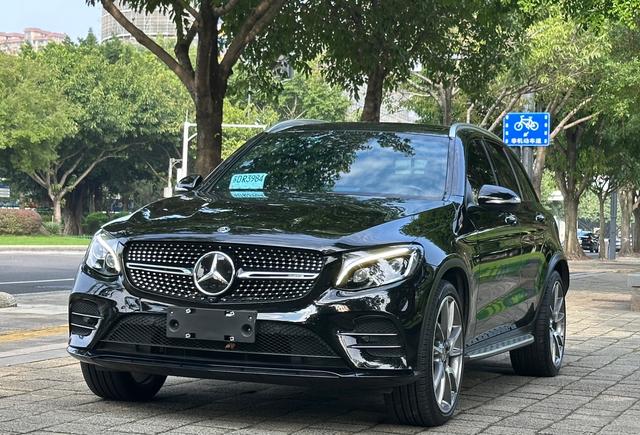 Mercedes-Benz GLC AMG