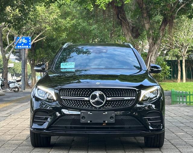 Mercedes-Benz GLC AMG