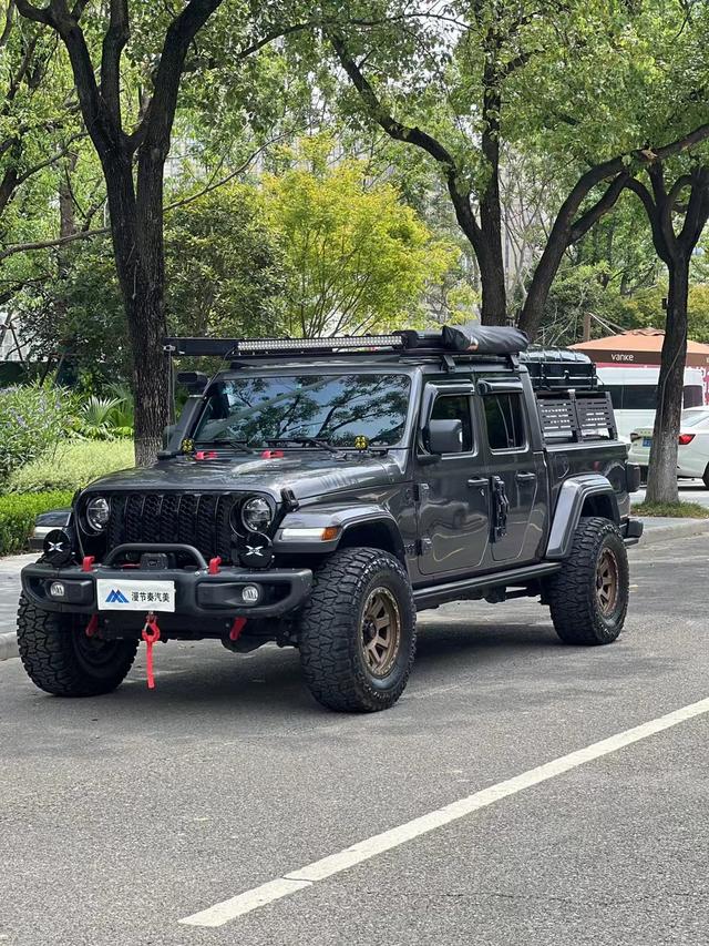 Jeep Gladiator