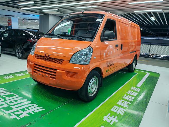 Wuling Rongguang EV