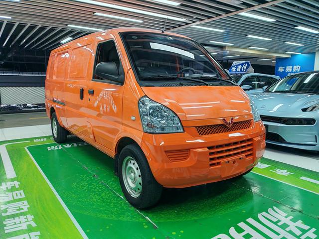 Wuling Rongguang EV