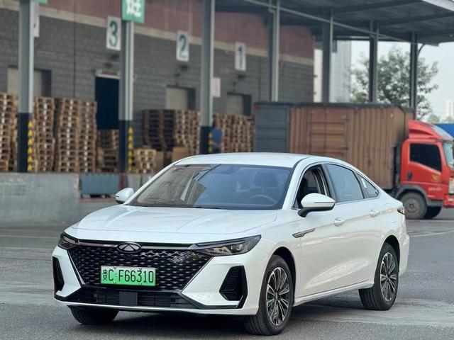 Chery Fengyun A8