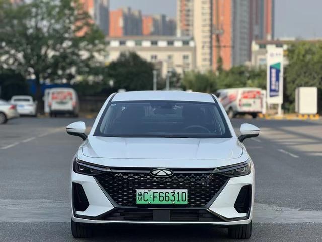 Chery Fengyun A8