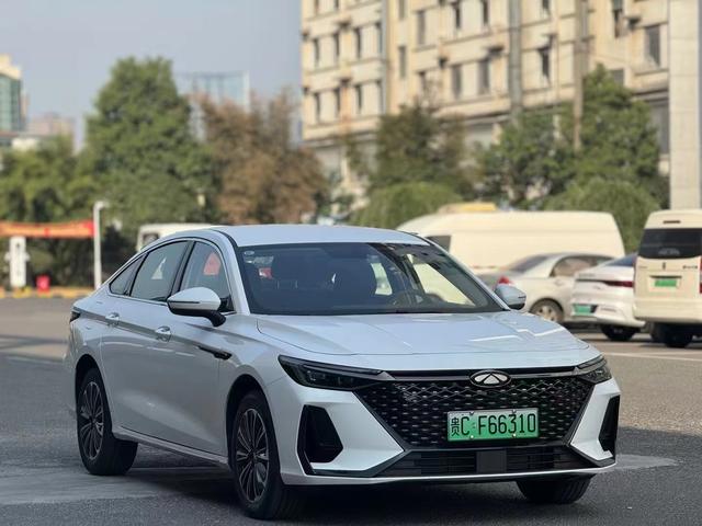 Chery Fengyun A8