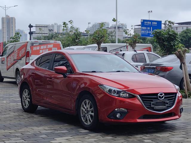 Mazda 3 Angkesela