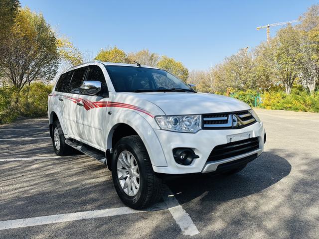 Mitsubishi Pajero Jinchang