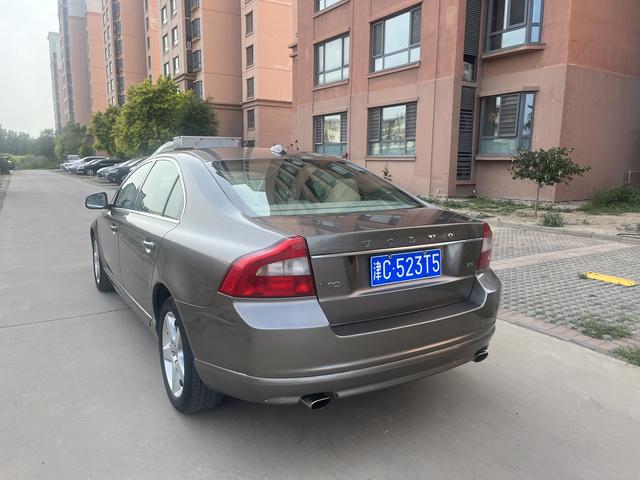 Volvo S80L