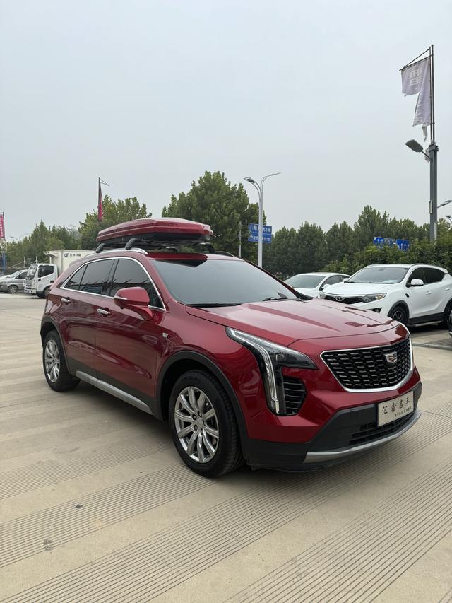 Cadillac XT4