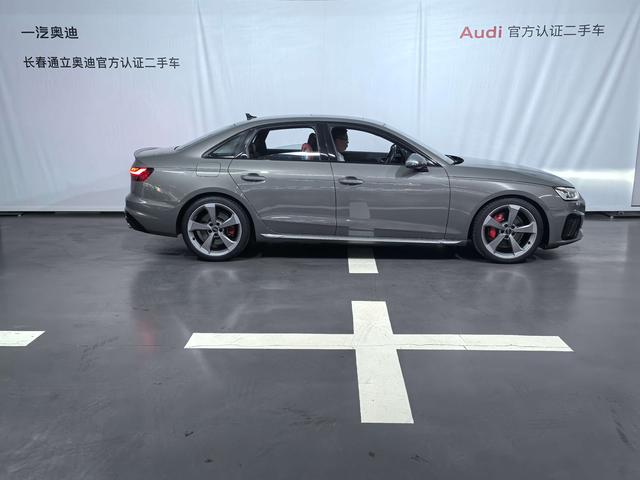 Audi S4