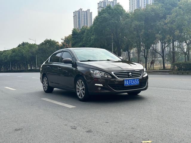 Peugeot 408