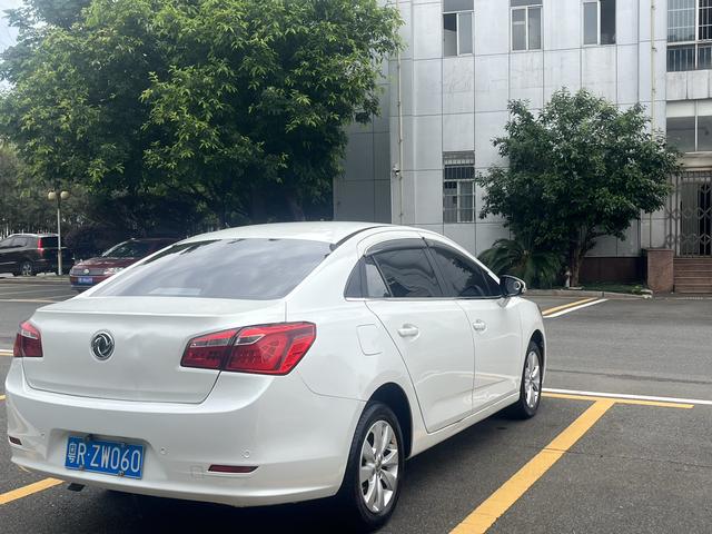 Dongfeng Fengshen L60