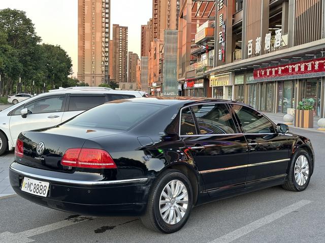 Volkswagen Phaeton