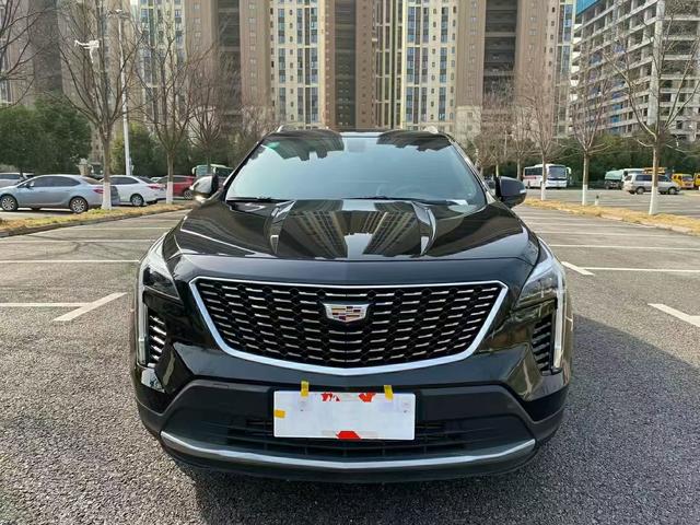 Cadillac XT4