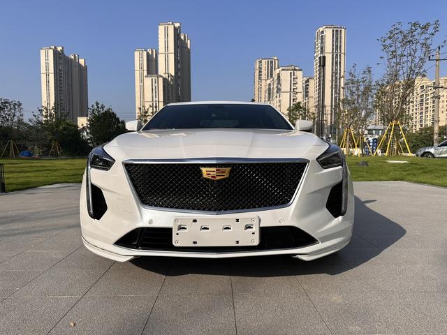 Cadillac CT6