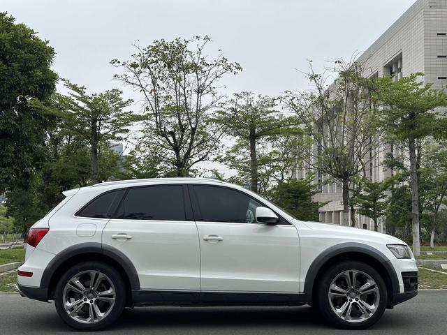 Audi Q5 (imported)