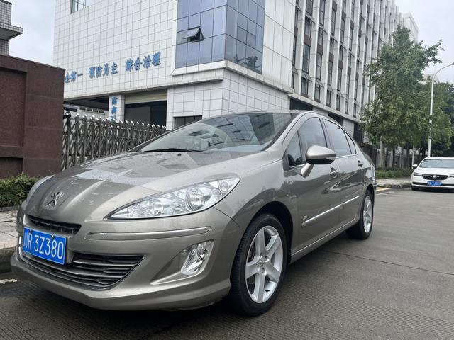 Peugeot 408