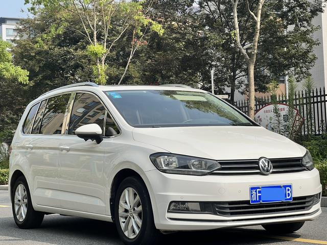 Volkswagen Touran L