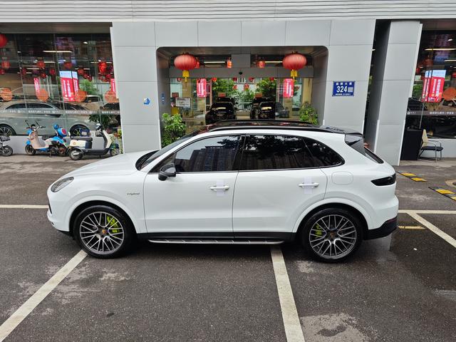 Porsche Cayenne E-Hybrid