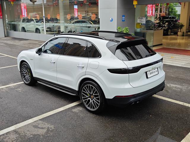 Porsche Cayenne E-Hybrid