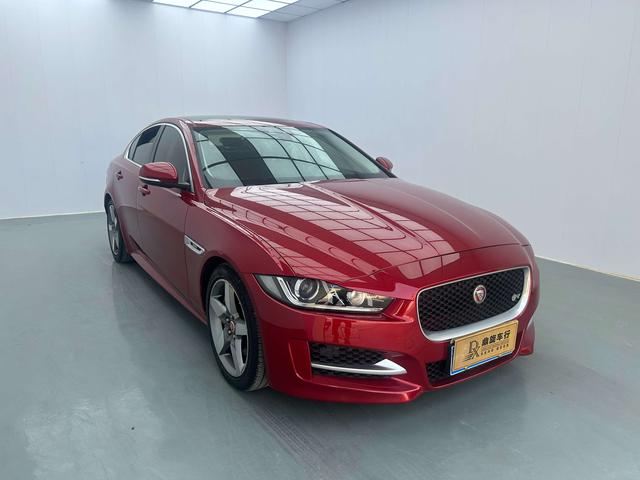 Jaguar XE