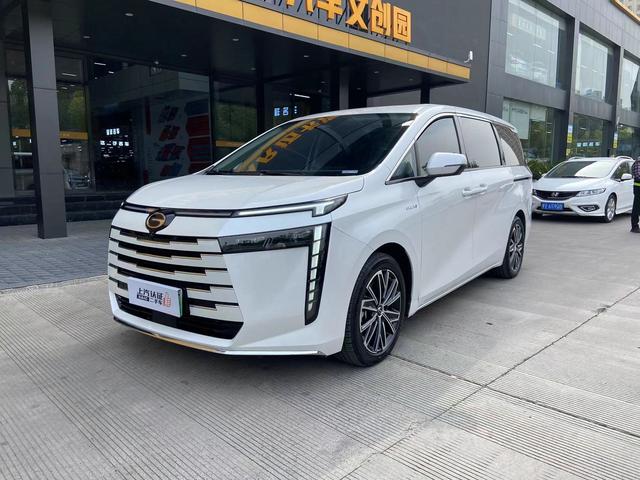 GAC Trumpchi E8 PHEV