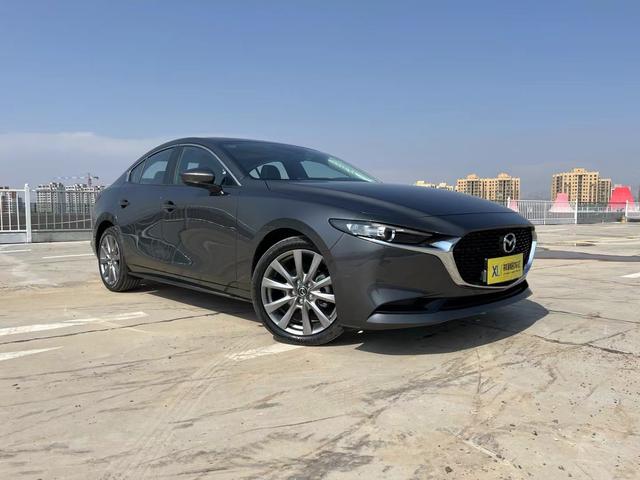 Mazda 3 Angkesela