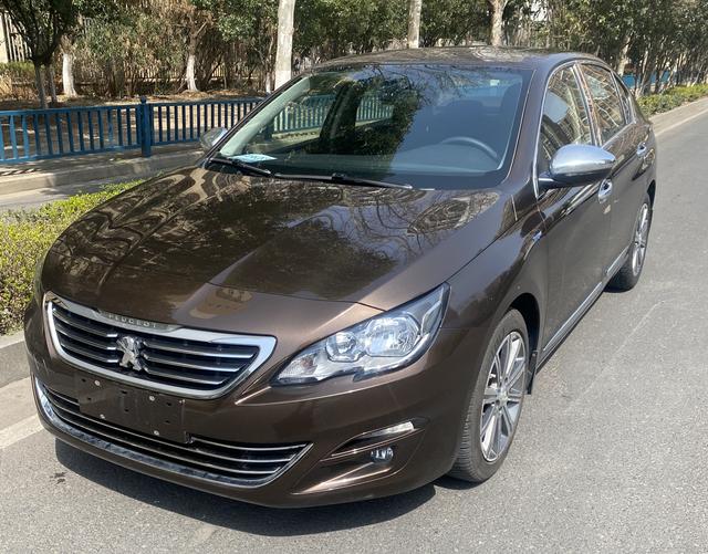 Peugeot 408